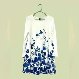 Emery Rose NWOT Long‎ Sleeve Dress Size Small